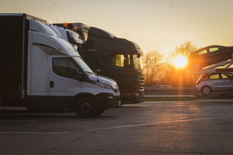 Virginia to Florida Auto Transport with vehicle transport equipment on the road